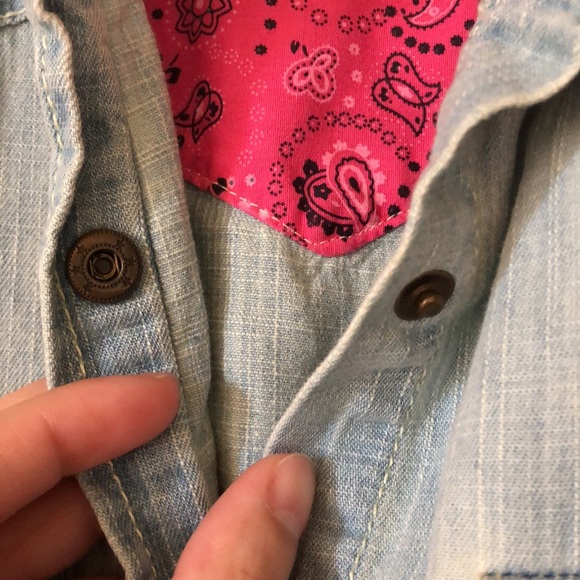 Forever 21 Western button up - Picture 5 of 7